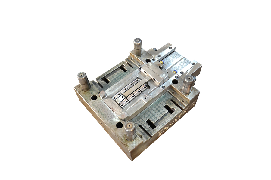 Electrical injection mold